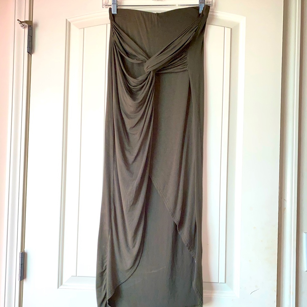 Front knot skirt